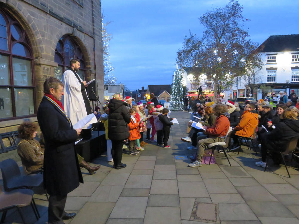The tree donated by Barn Close Nurseries, is now covered with cards donated by people remembering loved ones and will be left up until the New Year  (image supplied) 