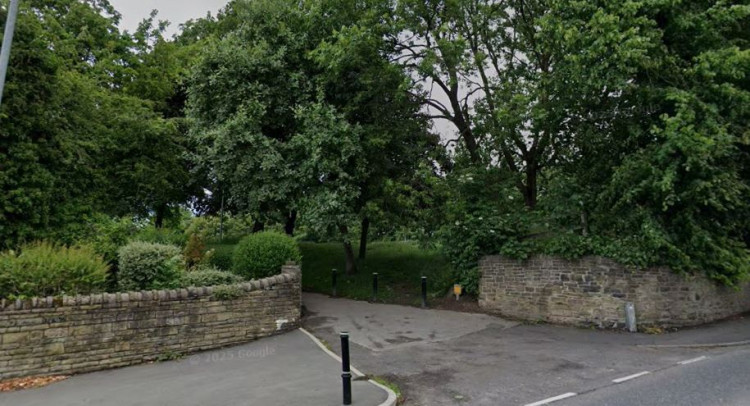 Claims that 800 asylum seekers would be housed in St Thomas' Park in Stockport are untrue (Image - Google Maps)