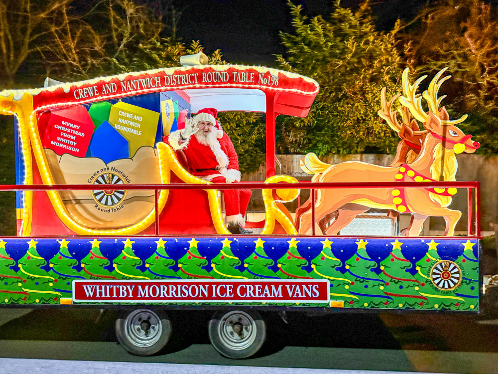 Crewe & Nantwich District Round Table's Santa Float (Photo: Jonathan White).