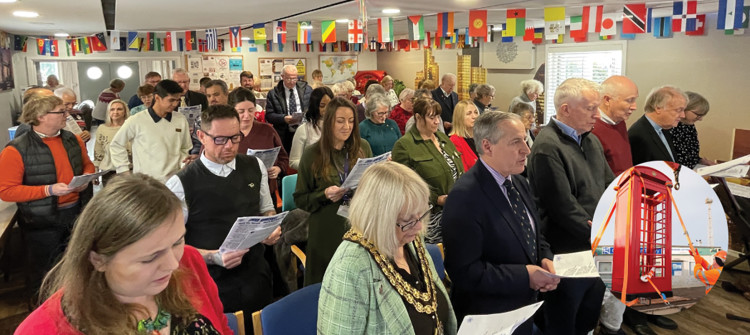 Carols were sung, guests welcomed and a present delivered at the Seafarers Mission recently. 