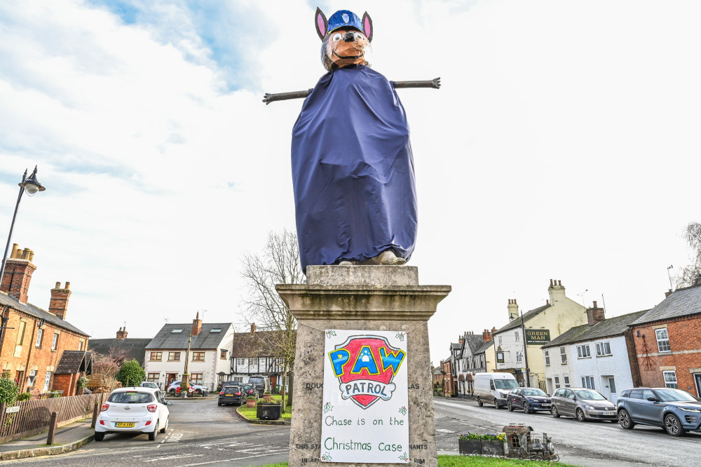 The Lord John Scott statue has been given its festive makeover (image via SWNS)