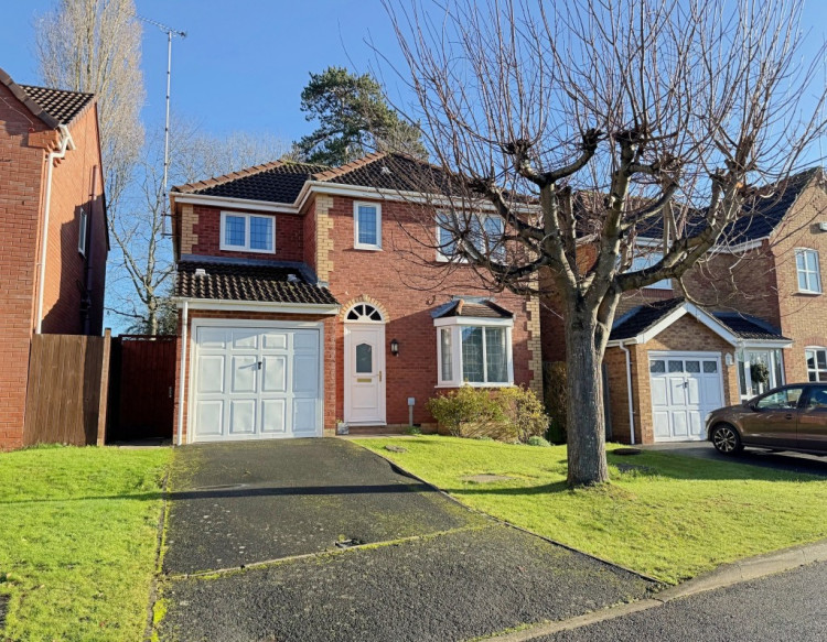 Check out our latest Property of the Week from Julie Philpot Residential