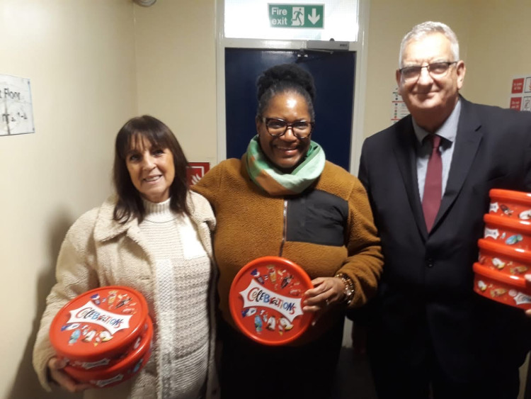 Cllrs Lynn Worrall and Mark Hooper flank Yewande Kannike