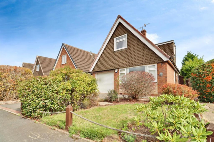 This week we are showcasing a three bedroom property for sale in Madeley, Crewe (image via Stephenson Browne)