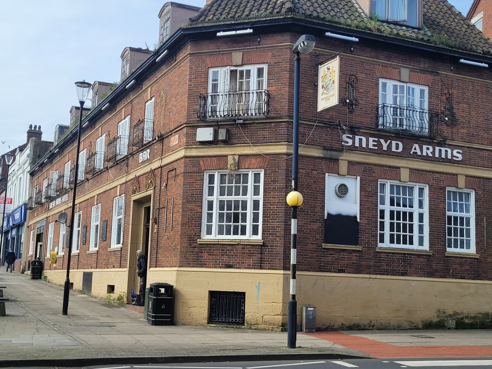 Concerns have previously been raised over crime and anti-social behaviour linked to homeless people occupying specific hotels in the city, such as the Sneyd Arms in Tunstall (image via LDRS)
