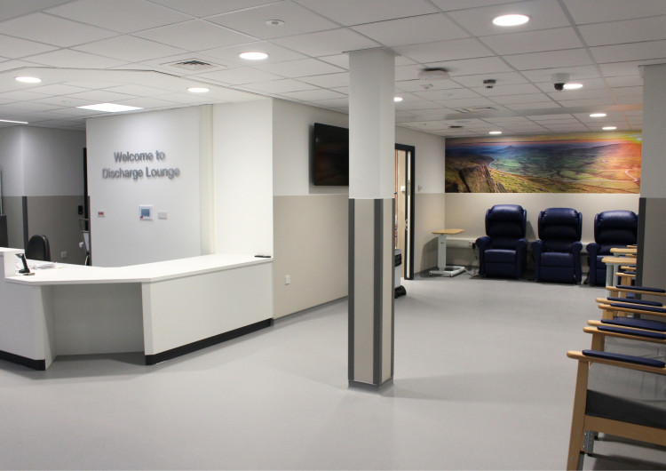 The new Discharge Lounge is now open at Macclesfield Hospital (Credit: ECNHST)