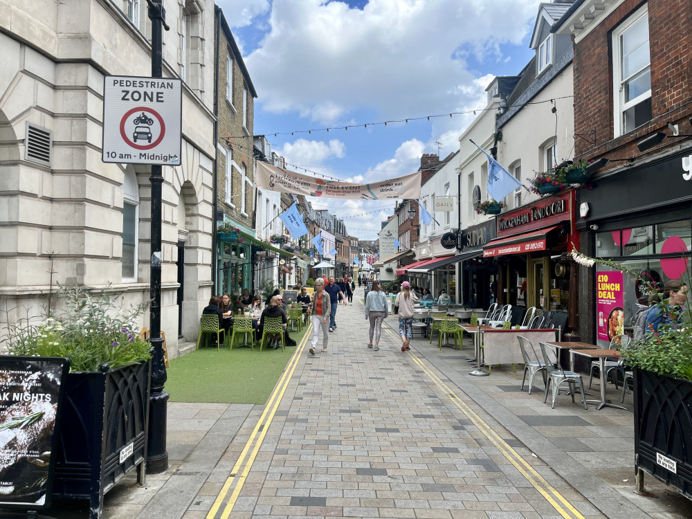 Enjoy an art gallery at The Press Room, a writing session at ETNA Community Centre, plus more this weekend in Twickenham (credit: Twickenham Nub News).