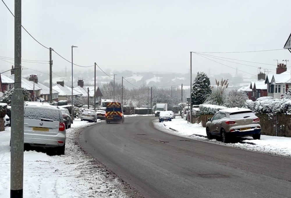 Another weather warning has been raised for Stoke-on-Trent as the snowy and icy conditions continue (Image via Nub News).