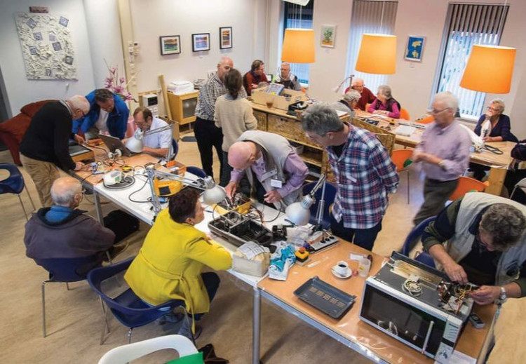 Every third Saturday, the Repair Café at the Scout Hut offers help with appliance repairs. 