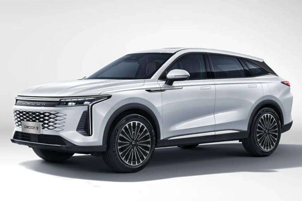 Our Motors Partner at Swansway OMODA Stockport are delighted to bring you this new OMODA 9 car as their Car of the Week (Image - Swansway Garages)