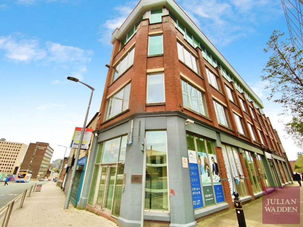 Wellington Road South, Stockport, Greater Manchester, SK4 (Image - Julian Wadden)