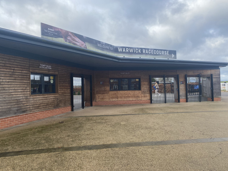 There will be no racing in Warwick today (image by Nub News)