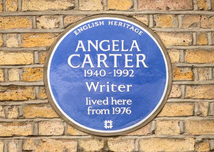 A blue plaque (English Heritage - file photo) 