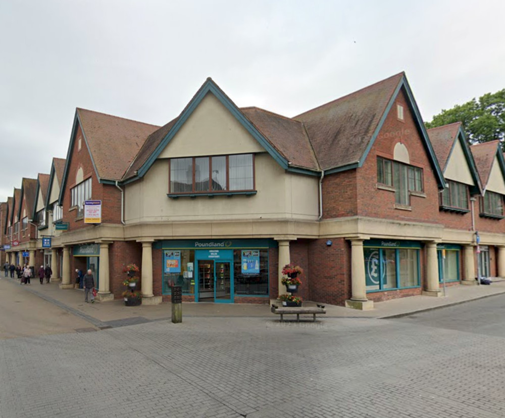 Located inside Frodsham Street's former Poundland store, Spinners 'reimagines classic favourites' (Image via: Google))