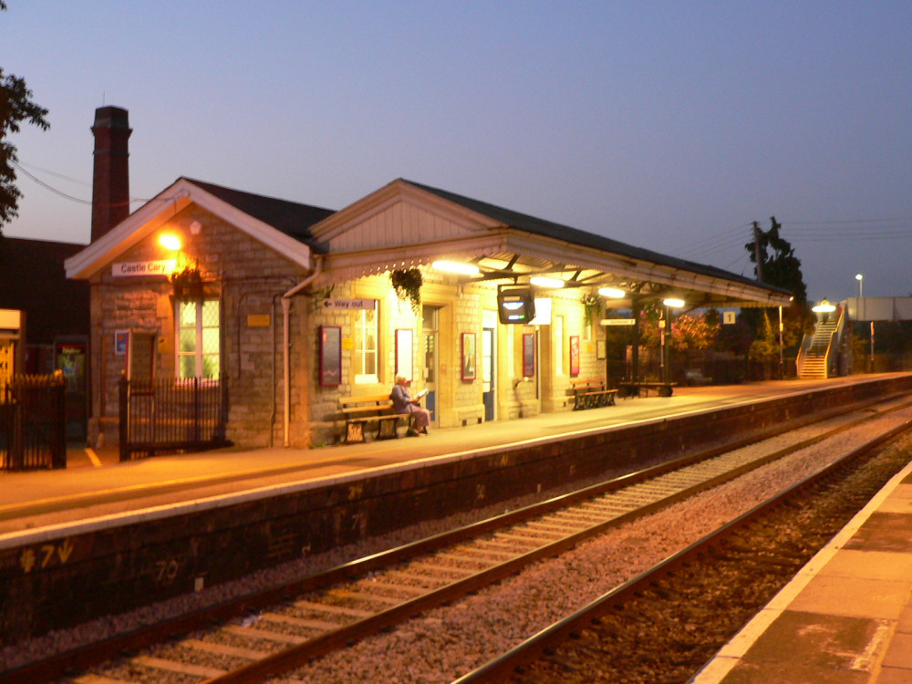 Castle Cary Station (Credit Chris McKenna (Thryduulf), CC BY-SA)