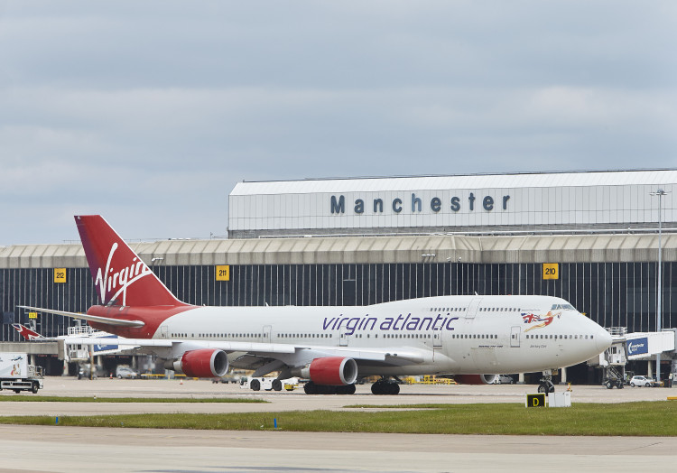 The 130 bus will once again connect Macclesfield and Manchester Airport (Credit: Manchester Airport)