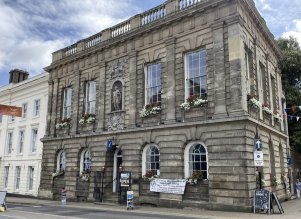 Warwick Town Council has announced ‘In The Ballroom’, are back this year (image via Nub News)
