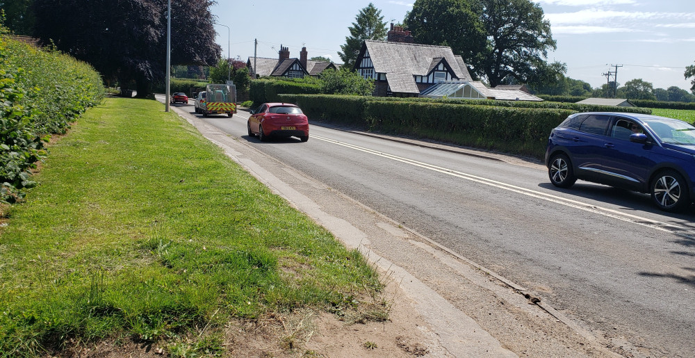 Controversial plans to build 103 homes on fields in the open countryside at Chelford have been recommended for approval (Credit: LDRS)