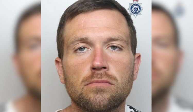 Daniel Critchley is wanted on recall to prison (Image via: Cheshire Constabulary)