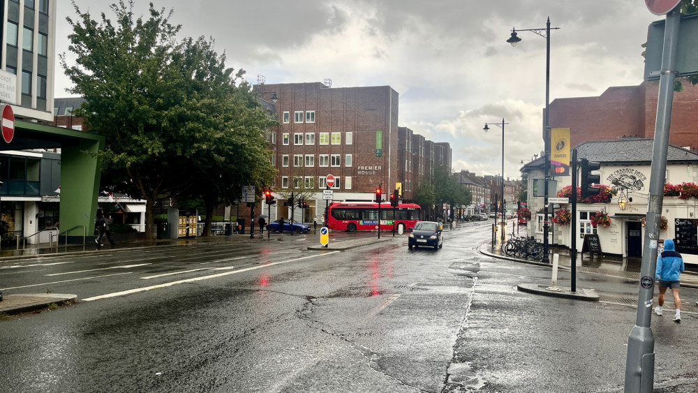 Heavy rain is forecast to hit south west London on Tuesday, 27 January with the Met Office warning of possible travel disruption (credit: Nub News).