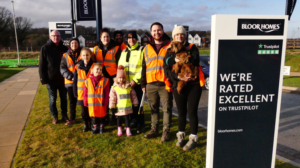 The local community banded together to tidy up Barn Road and the surrounding developments (Credit: Supplied)