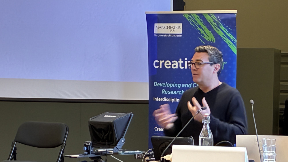 Andy Burnham speaks at the unveiling of the Class Ceiling report in Manchester at The Whitworth Gallery (Image - LDRS)