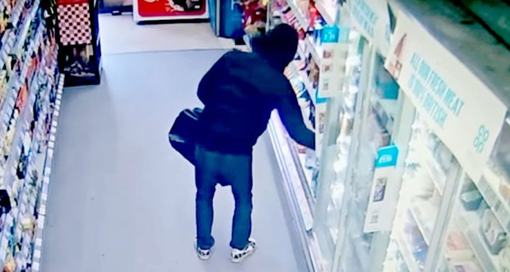 New figures show 810 shoplifting offences a day go unsolved as traders in Wells warn of rising losses.