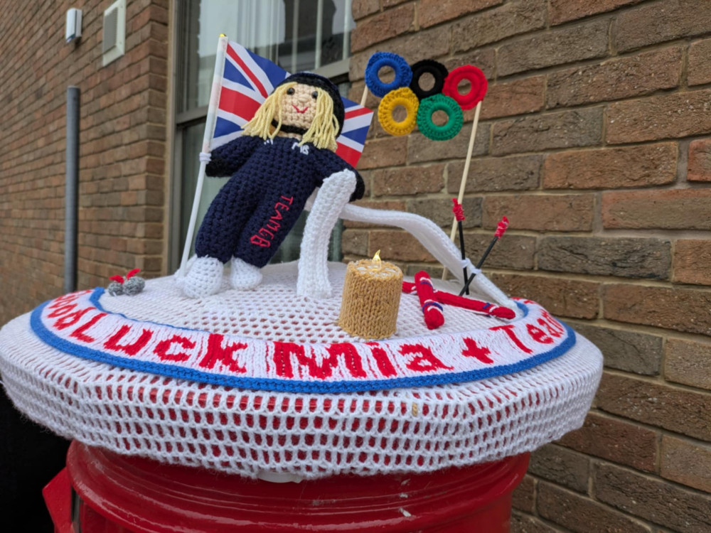 Sandbach snowboarding champion, Mia Brookes, is honoured in a postbox topper in Market Square. (Photo: Nub News) 