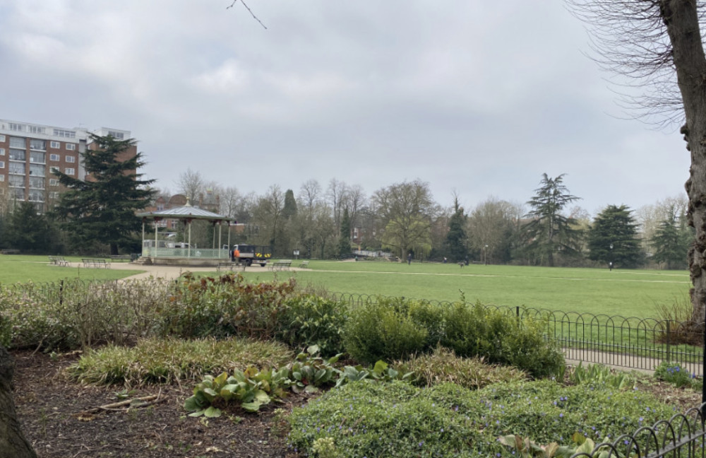 Here's a list of our top things to do this Valentine's Day in and around Leamington (image via Nub News) 