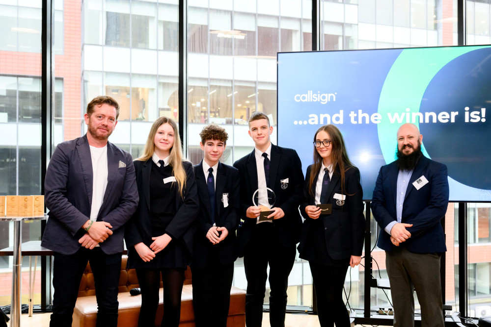 l-r Senan Moloney, CTO, Callsign, winning students Scarlett, Jaxon, Charlie and Cora and Chris Hutton, VP of customer integration, Callsign (Image supplied)