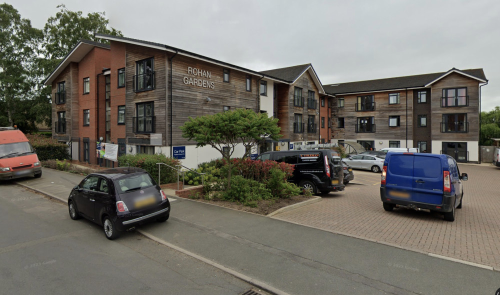 The Mayor of Warwick is set to open the Breakfast Junction cafe, located in Rohan Gardens in Warwick (image via Google) 