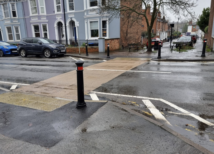 The crossing on on Avenue Road now has a safer, easier route across the busy A452 to reach the town centre (image via Leamington Society)
