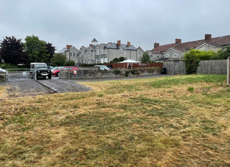 Plans for two homes on Orchard Road, Street, are resubmitted after previous consent lapsed. (Image: Della Valle Architects/Somerset Council)