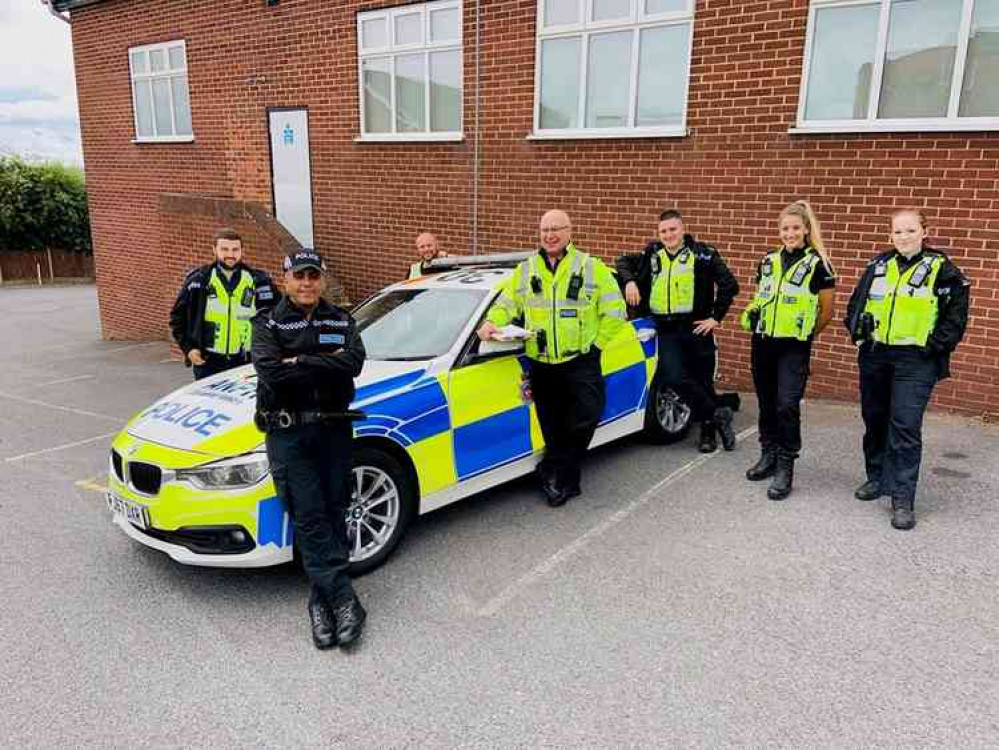 Swadlincote SNT and Derbyshire Constabulary's CREST Team were in Newhall today