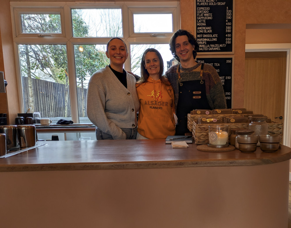 Anna Woolliscroft (centre) with Kitty and Dev Alkins. (Photo: Anna Woolliscroft )
