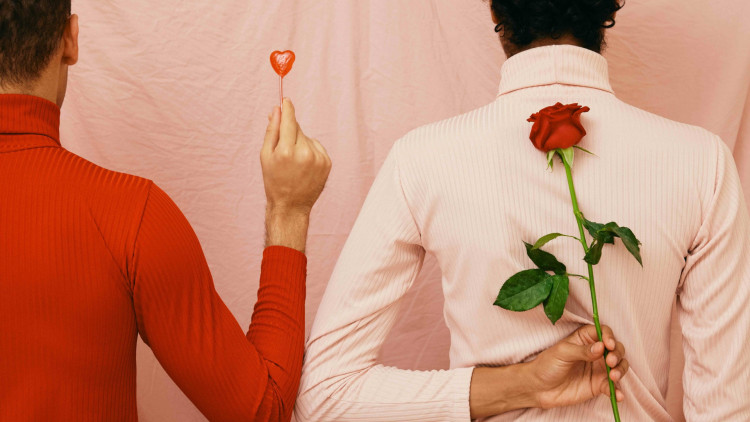 Registered psychotherapist Robin Clinton shares five simple but powerful rituals to help couples strengthen trust (credit: Image supplied).