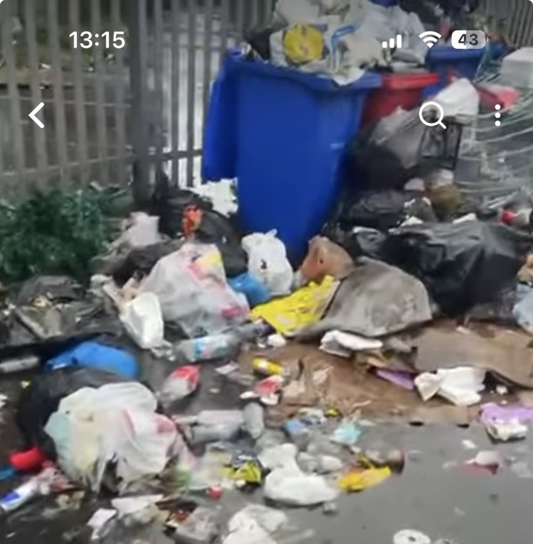 Overflowing rubbish in Grays town centre. 