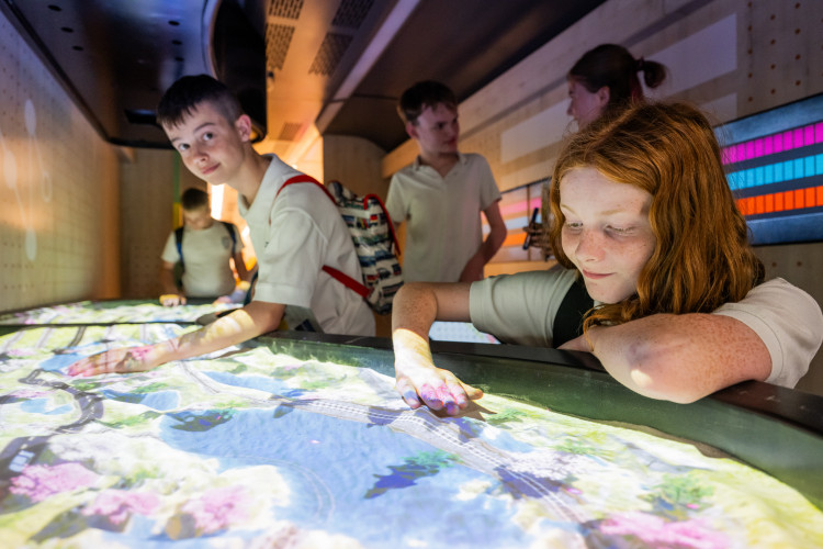 Fascinating and free exhibition train 