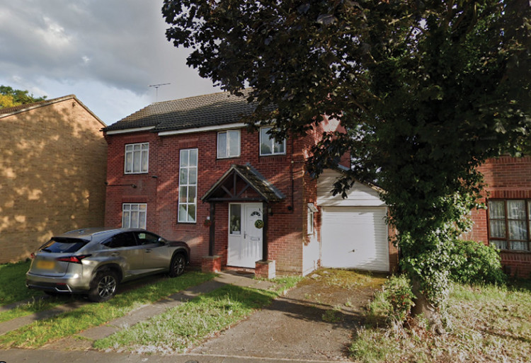 53 Palmers Drive, Grays.