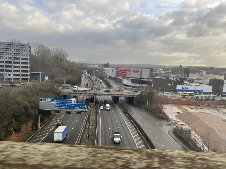 The M60 moving again, seen from Stockport Viaduct just after 9am this morning (Image - Nub News)