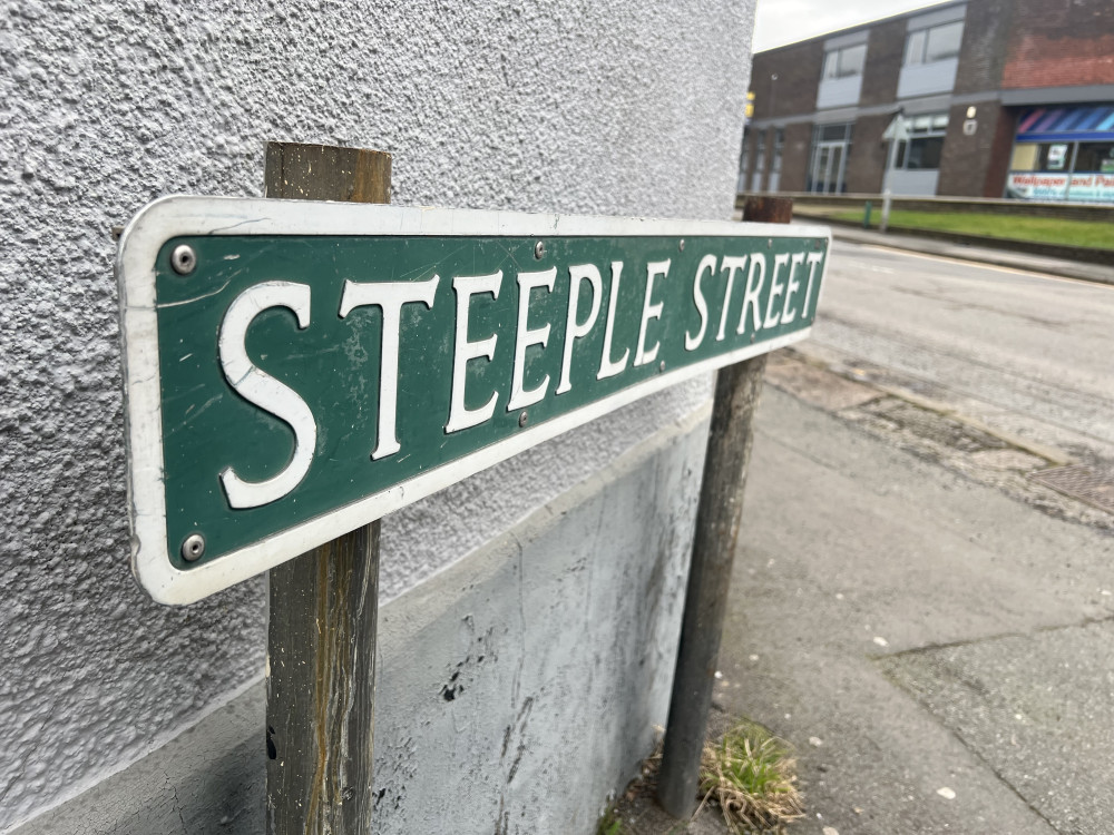 A man has been arrested following reports of a burglary on Steeple Street (Credit: Nub News)