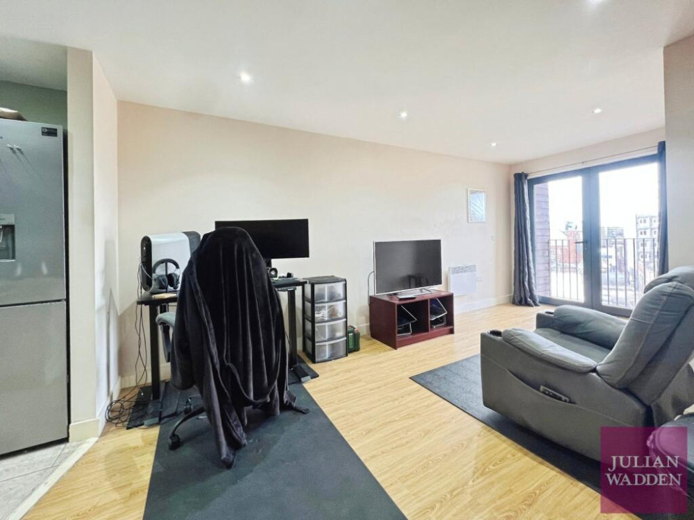 Julian Wadden present this lovely, spacious modern apartment in Stockport town centre as their property of the week (Image - Julian Wadden)