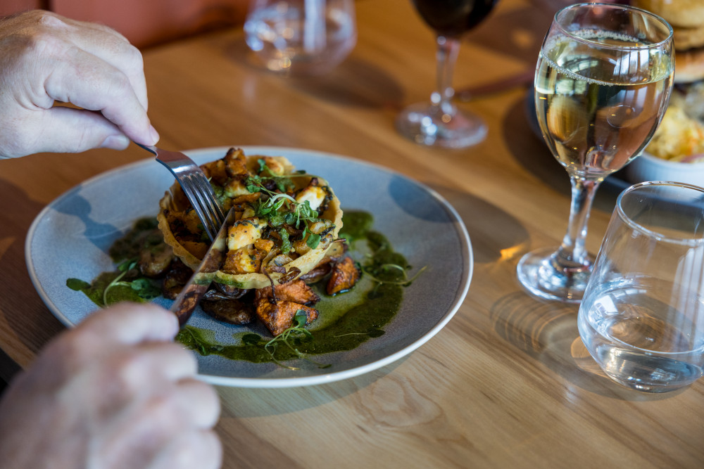 Mount Pleasant View - Relaxed Bistro Dining