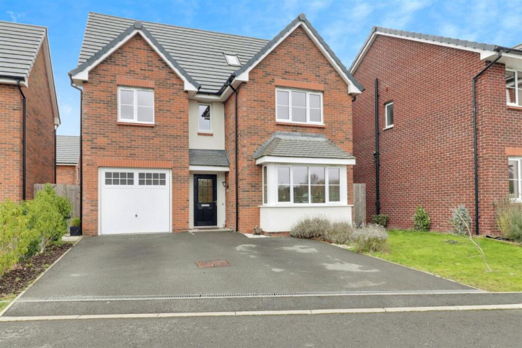 This week we are featuring a six bedroom detached family home on Crowson Drive, Alsager. (Photo: Stephenson Browne)
