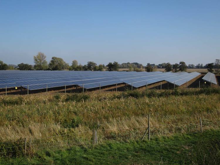 Honiley Solar Park is moving forward (image by Hugh Venables via geograph.org,uk)