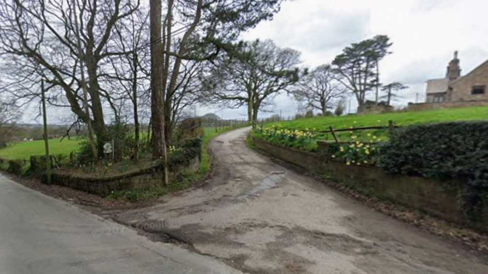 The existing shared access track to Biddulph Old Hall (image via Google Street View)