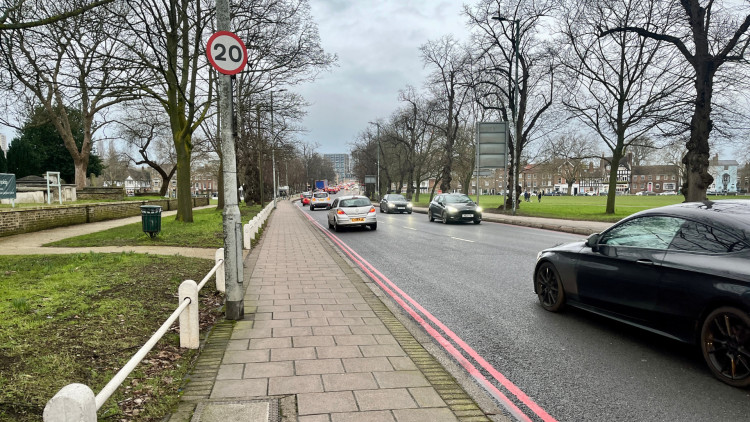 Local officers reported seeing a man commit a sexual act inside his vehicle on Kew Road (credit: Nub News).