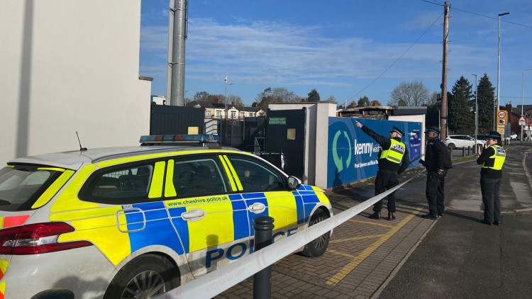 Police remain at the scene as of 9.30am on Tuesday, March 3 (Credit: Nub News)