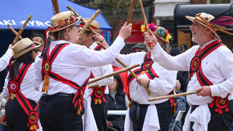 Morris dancers at last year's fair (image via LRPartnership events)