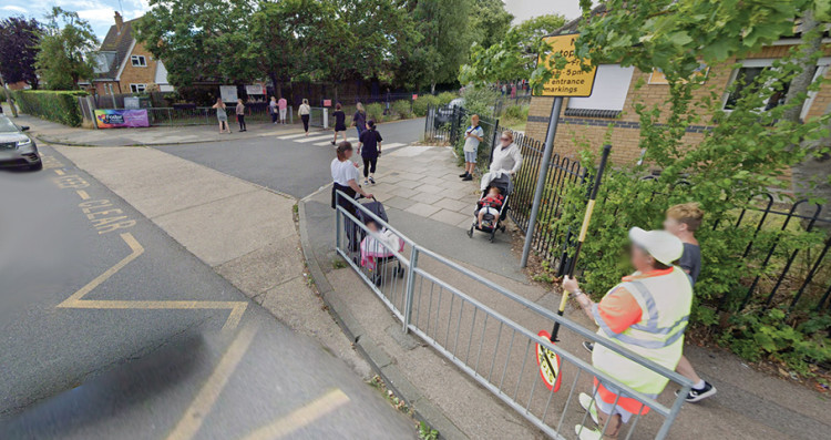 Morning and afternoons around Graham James Academy on the Sorrells can be busy. 